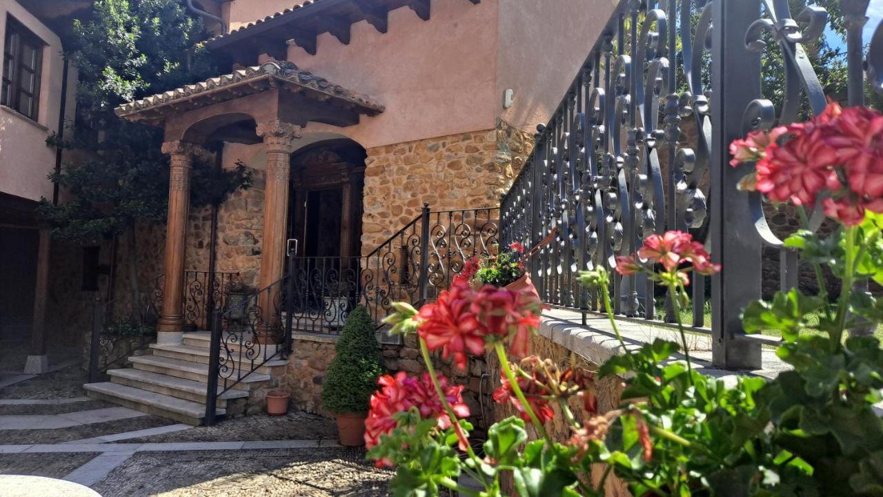 Palacio Del Conde De Rebolledo Villaviciosa de la Ribera Exteriér fotografie