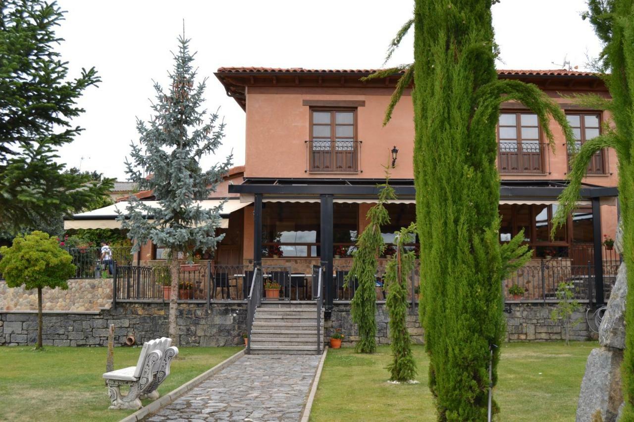 Palacio Del Conde De Rebolledo Villaviciosa de la Ribera Exteriér fotografie