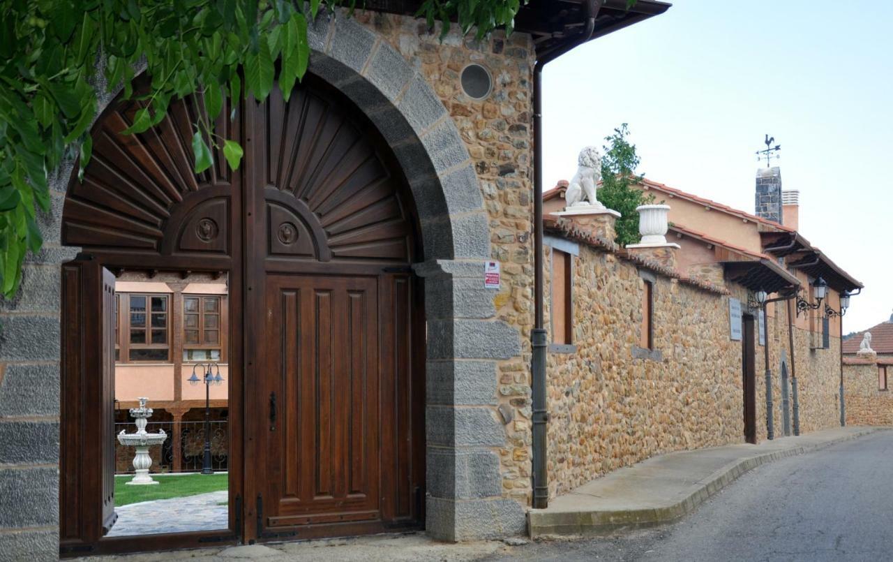 Palacio Del Conde De Rebolledo Villaviciosa de la Ribera Exteriér fotografie