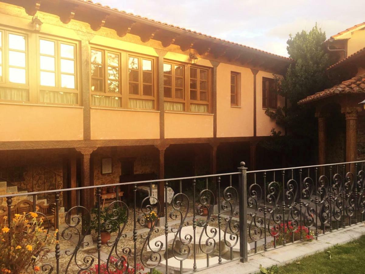 Palacio Del Conde De Rebolledo Villaviciosa de la Ribera Exteriér fotografie