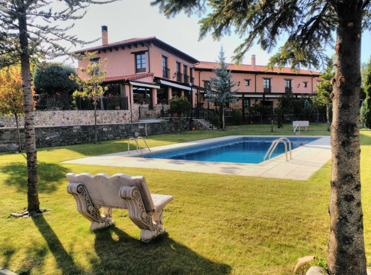 Palacio Del Conde De Rebolledo Villaviciosa de la Ribera Exteriér fotografie