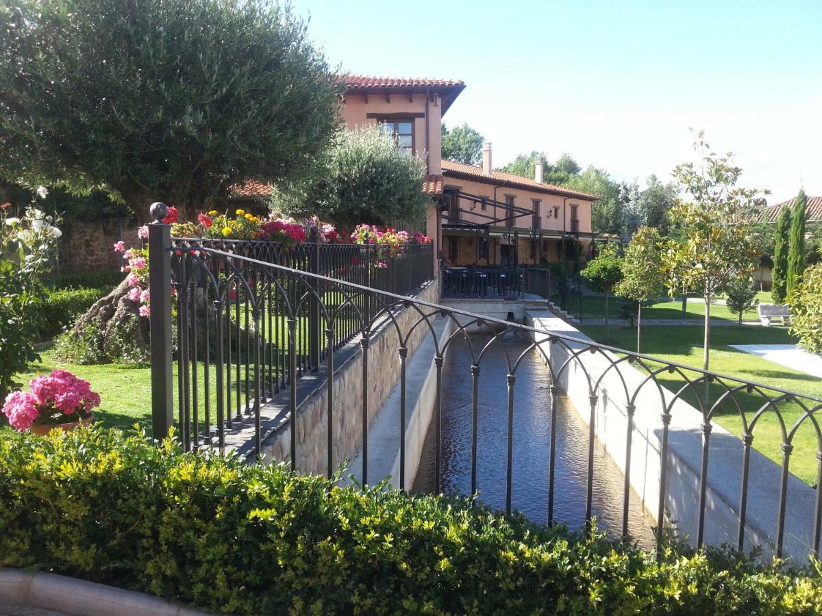 Palacio Del Conde De Rebolledo Villaviciosa de la Ribera Exteriér fotografie