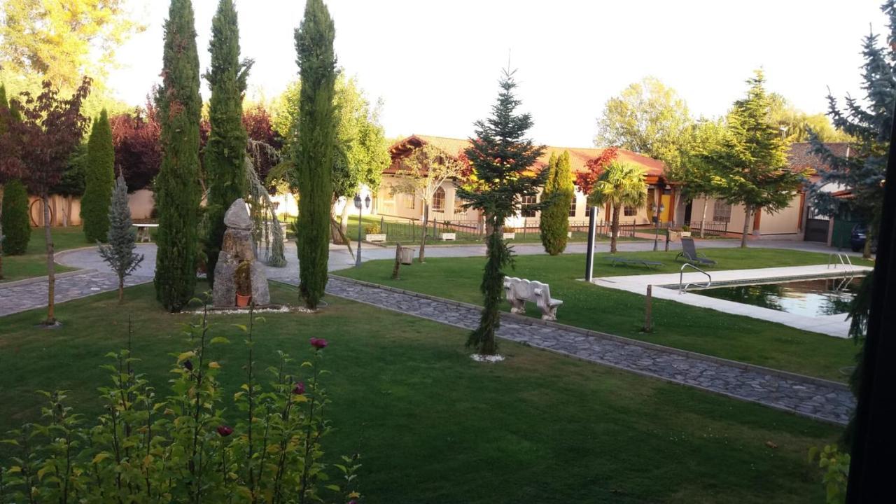 Palacio Del Conde De Rebolledo Villaviciosa de la Ribera Exteriér fotografie